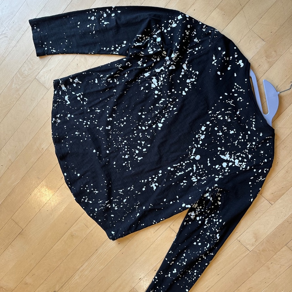 Lisa Todd Black/white water spots long sleeve tee, L CB2478 - Picture 4 of 4